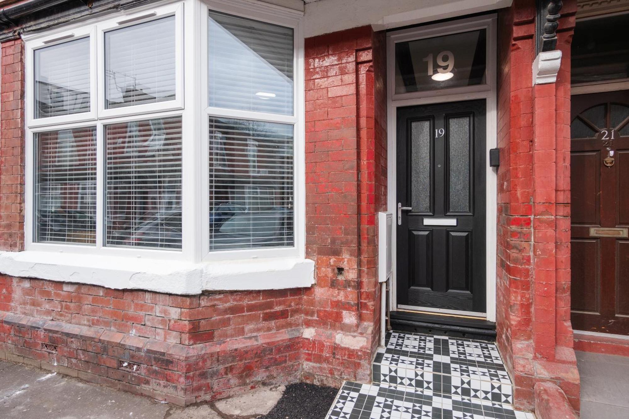 Ashley'S Place Manchester Exterior photo